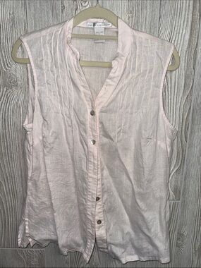 Sarah Spencer Light Pink Sleeveless Button-Front Top